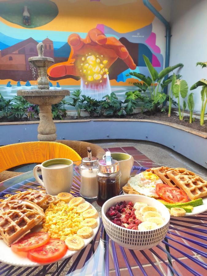 Trip Monkey Giron Hotell Exteriör bild
