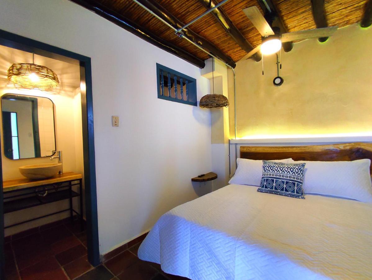 Trip Monkey Giron Hotell Exteriör bild