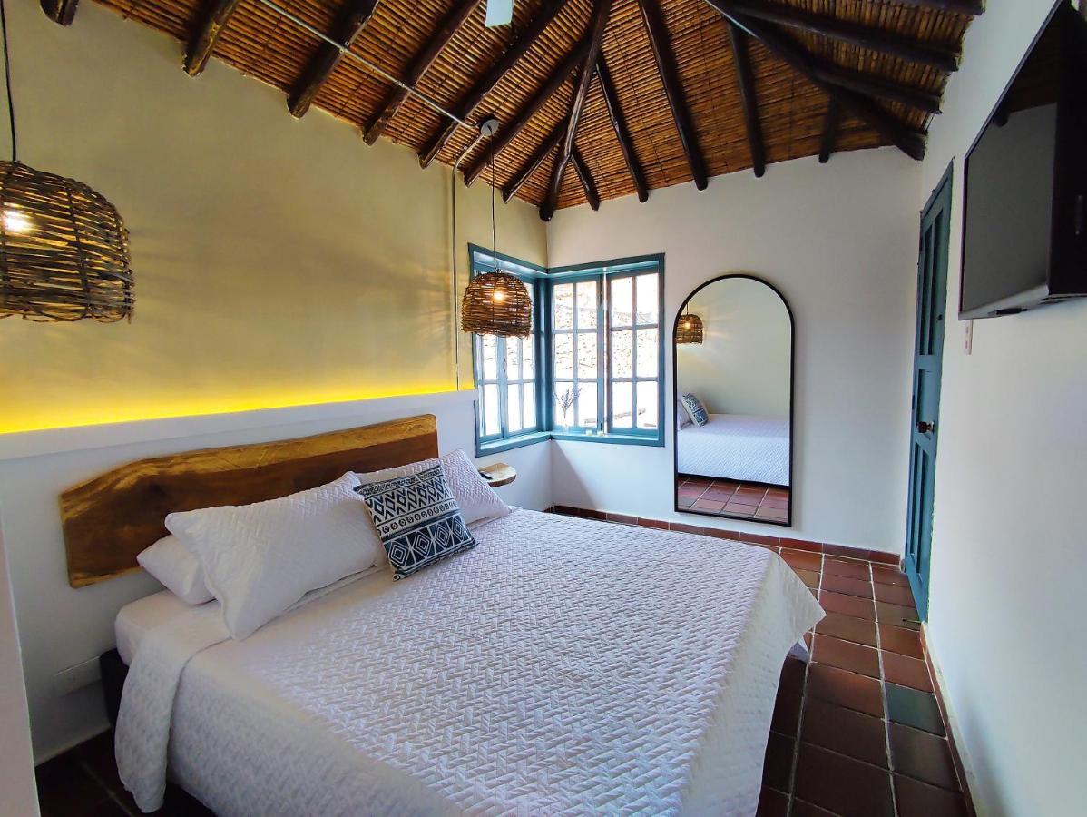 Trip Monkey Giron Hotell Exteriör bild