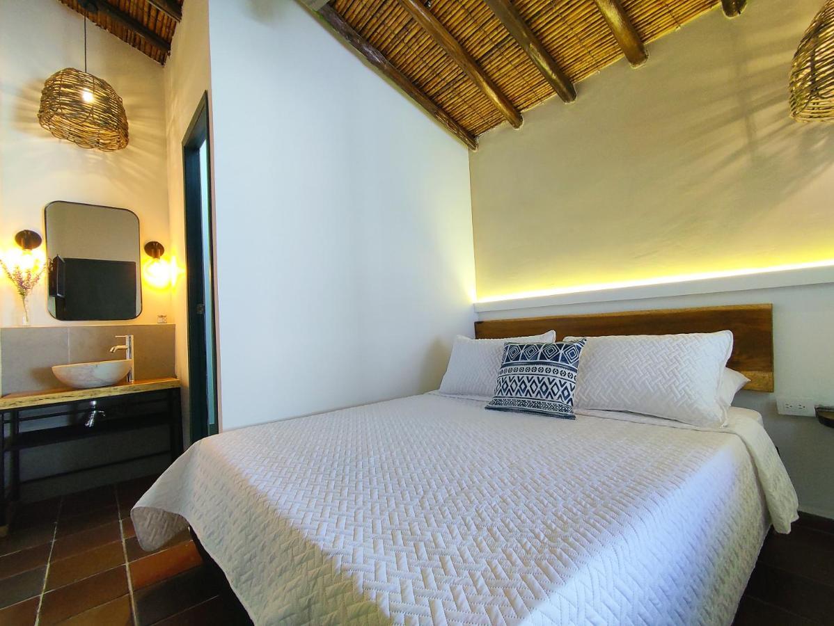 Trip Monkey Giron Hotell Exteriör bild